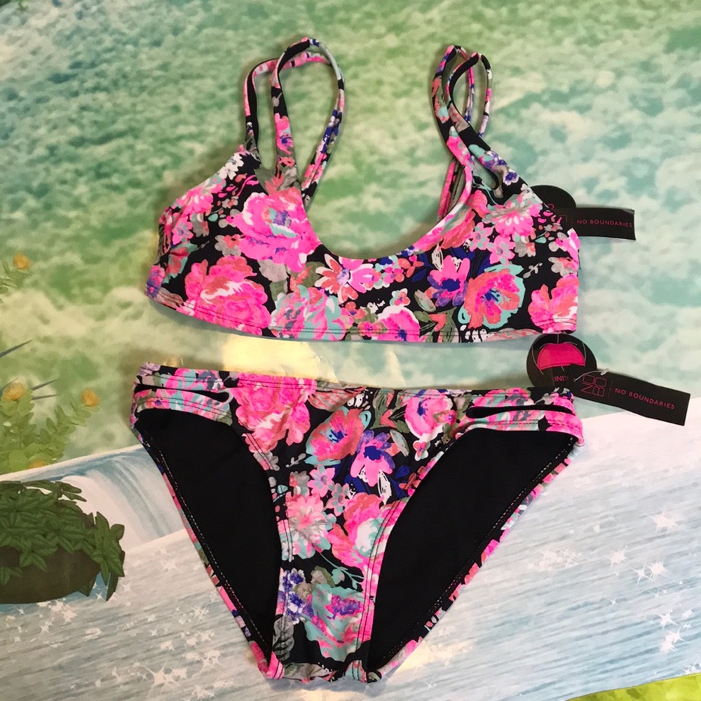NWT pink floral bikini size small
